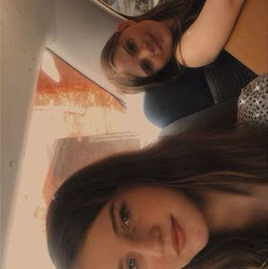 Meet your Posher, Claire